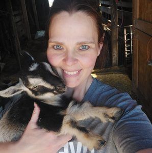 Meet your Posher, Kayla